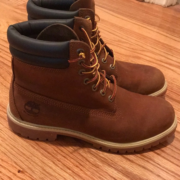 BARELY WORN TIMBERLAND BOOTS SIZE 10 - Picture 4 of 5